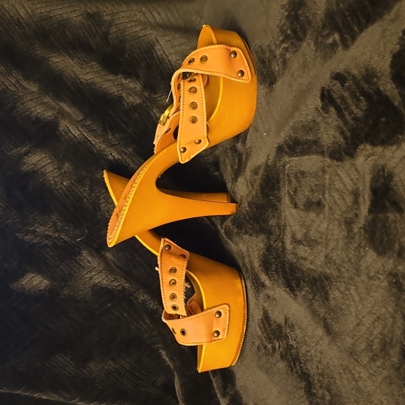 Kiara clogs - Picture 2 of 4